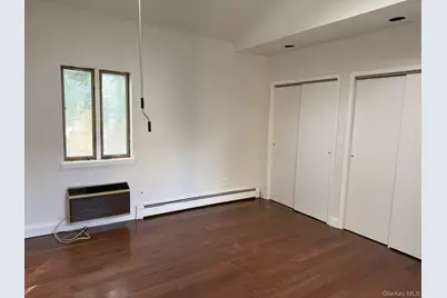 215 Middle Neck Road #D3, Great Neck, NY 11021 - Photo 15