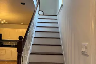 215 Middle Neck Rd, Great Neck, NY 11021 - Photo 13