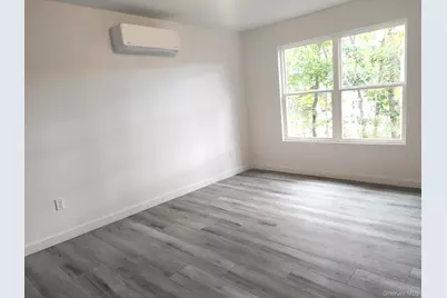 516 Neighborhood Road, Shirley, NY 11967 - Photo 13