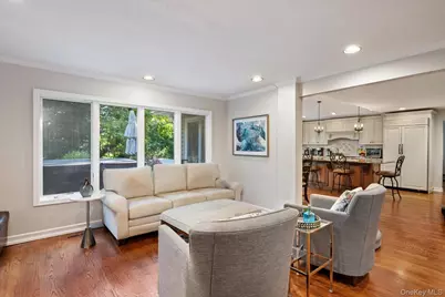 4 Whittock Lane, Melville, NY 11747 - Photo 7