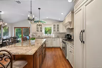 4 Whittock Lane, Melville, NY 11747 - Photo 3