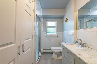 53-21 240th St, Douglaston, NY 11362 - Photo 17