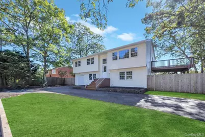 2 Pearl Place, Greenlawn, NY 11740 - Photo 3