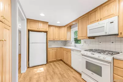 37 Scott Drive, Wappingers Falls, NY 12590 - Photo 17