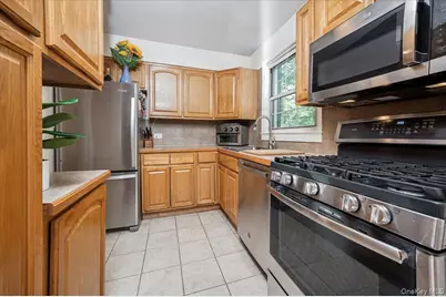 3 Campus Pl #1C, Scarsdale, NY 10583 - Photo 9