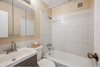 3 Campus Pl #1C, Scarsdale, NY 10583 - Photo 23