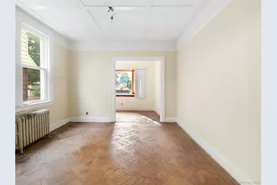 7021 72nd Place, Glendale, NY 11385 - Photo 5