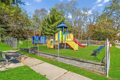 64 Yorkshire Terrace, Washingtonville, NY 10992 - Photo 23
