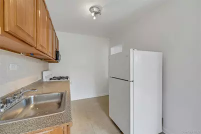 5730 Mosholu Avenue #5F, Bronx, NY 10471 - Photo 7