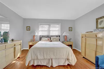 60 Elizabeth Drive, Bethpage, NY 11714 - Photo 11