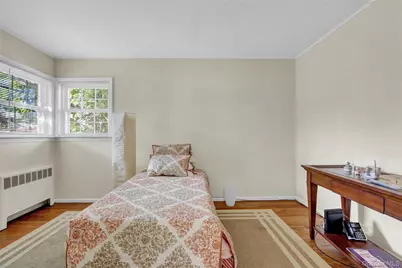 60 Elizabeth Drive, Bethpage, NY 11714 - Photo 9