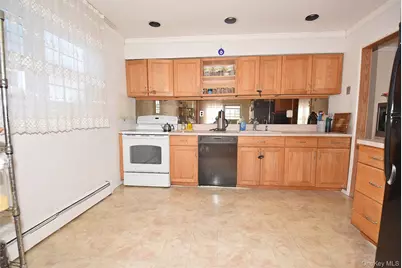 436 Herzel Boulevard, West Babylon, NY 11704 - Photo 21