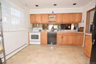 436 Herzel Blvd, West Babylon, NY 11704 - Photo 21