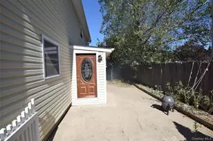 436 Herzel Blvd, West Babylon, NY 11704 - Photo 37