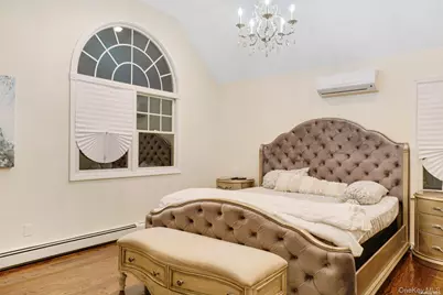 18 Plow Lane, Levittown, NY 11756 - Photo 11