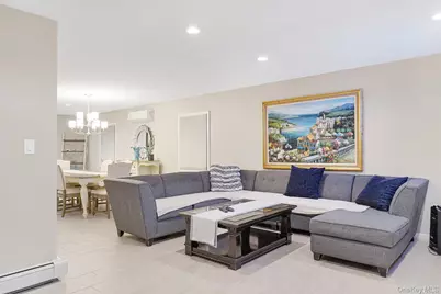 18 Plow Lane, Levittown, NY 11756 - Photo 7