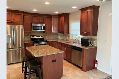 537 Church Street, Westbury, NY 11590 - Photo 5