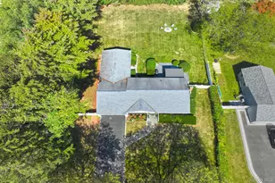 221 Burr Rd, East Northport, NY 11731 - Photo 31