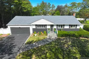 221 Burr Rd, East Northport, NY 11731 - Photo 29