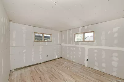 221 Burr Road, East Northport, NY 11731 - Photo 7