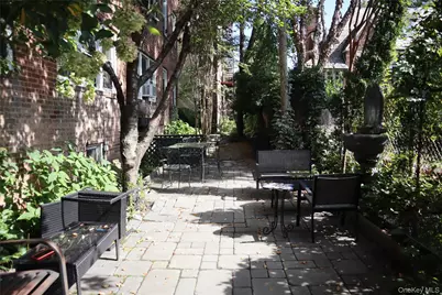 86-10 34th Avenue #624, Jackson Heights, NY 11372 - Photo 15