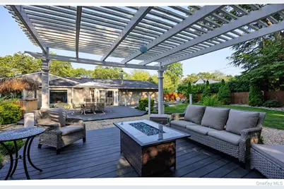 102 Sycamore Circle, Stony Brook, NY 11790 - Photo 35