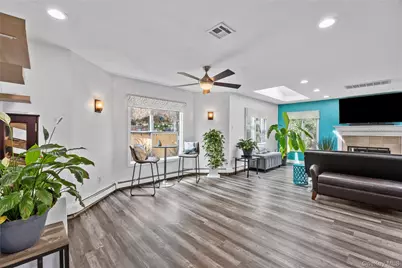 102 Sycamore Circle, Stony Brook, NY 11790 - Photo 17