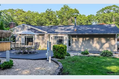 102 Sycamore Circle, Stony Brook, NY 11790 - Photo 33