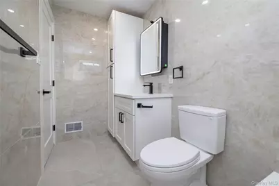 35 Ostend Road, Island Park, NY 11558 - Photo 11