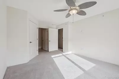 37 Weatherby Lane, Central Islip, NY 11722 - Photo 11