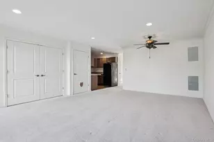 37 Weatherby Ln, Central Islip, NY 11722 - Photo 3