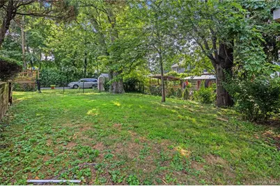 44 Harrison Avenue, Harrison, NY 10528 - Photo 25