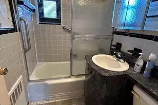 17 -15 160th St, Whitestone, NY 11357 - Photo 5