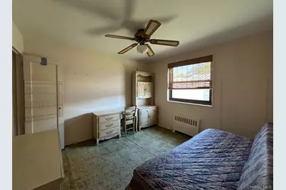 17 -15 160th Street #5-94, Whitestone, NY 11357 - Photo 11