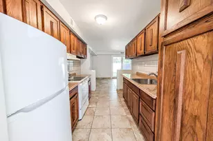 136 Hill Crescent, Calverton, NY 11933 - Photo 3