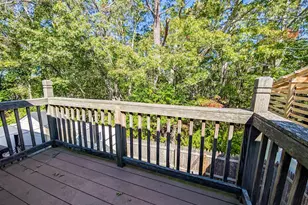 136 Hill Crescent, Calverton, NY 11933 - Photo 17