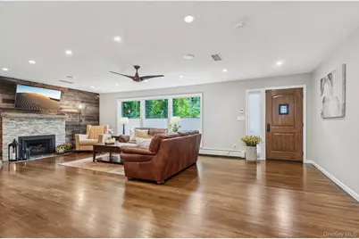 33 Scudders Lane, Glen Head, NY 11545 - Photo 7