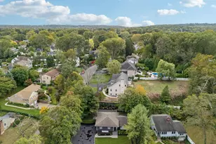 33 Scudders Ln, Glen Head, NY 11545 - Photo 39