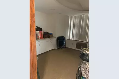 147-09 88 Ave, Jamaica, NY 11435 - Photo 3