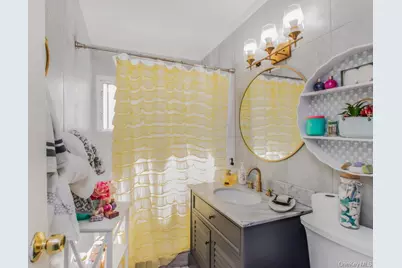 129 Gailmore Drive, Yonkers, NY 10710 - Photo 21