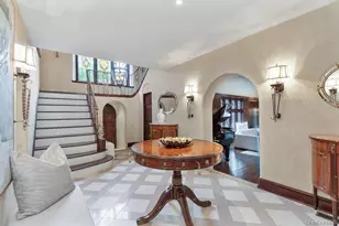 21 Hampshire Rd, Bronxville, NY 10708 - Photo 3