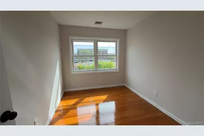 134 W Chester Street, Long Beach, NY 11561 - Photo 3