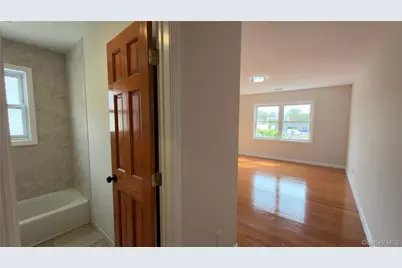 134 W Chester Street, Long Beach, NY 11561 - Photo 7