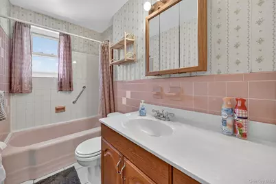 283 Calhoun Avenue, Bronx, NY 10465 - Photo 25