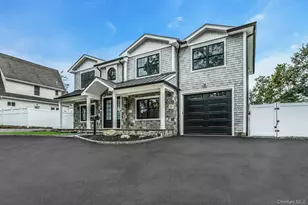 9 Hill Dr, Glen Head, NY 11545 - Photo 3