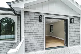 9 Hill Dr, Glen Head, NY 11545 - Photo 27