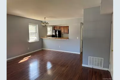 276 Temple Hill Road #2201, New Windsor, NY 12553 - Photo 3