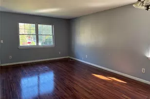 276 Temple Hill Rd, New Windsor, NY 12553 - Photo 9