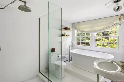 26 Ruxton Road, East Hampton, NY 11937 - Photo 25