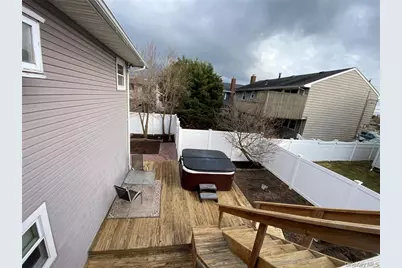 4081 Massachusetts Avenue, Island Park, NY 11558 - Photo 19